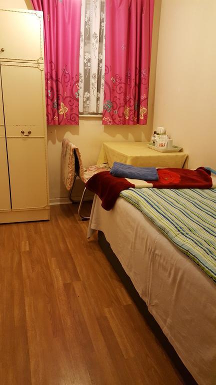Cherry House & Self Catering Hotel Leeds  Kültér fotó