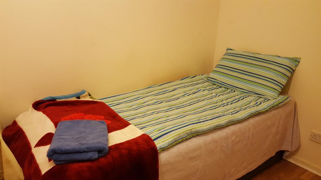 Cherry House & Self Catering Hotel Leeds  Kültér fotó